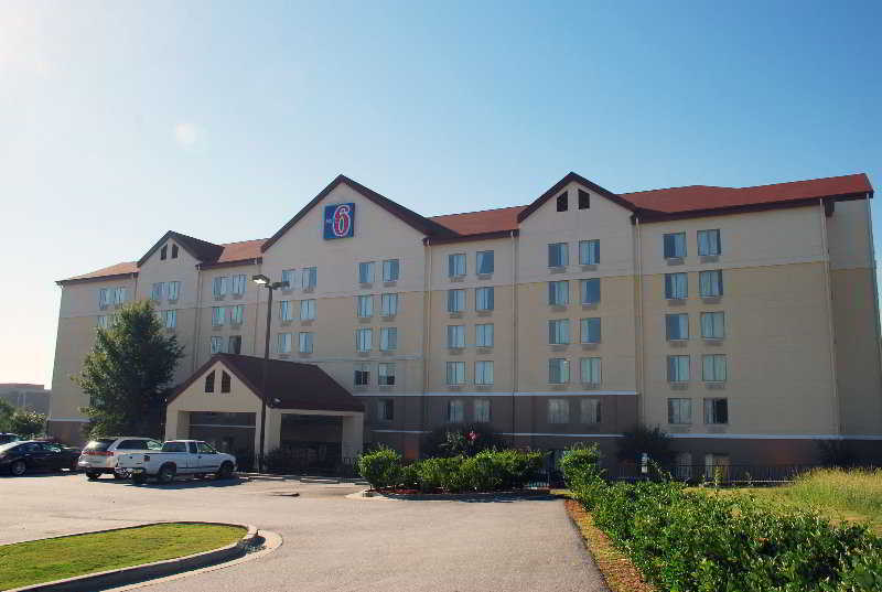 Отель La Quinta By Wyndham Atlanta Airport North Колледж Парк Экстерьер фото